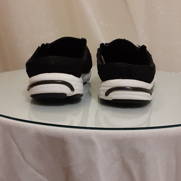 Slip on sneakers - Picture 8 of 9